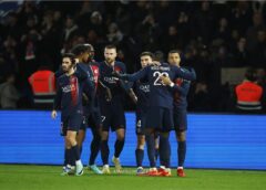 مدرب مانشستر يونايتد يخطط لصفقة مدوية من باريس