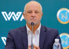 مدرب المنتخب الوطني وطاقمه المساعد يصلون الى البصرة